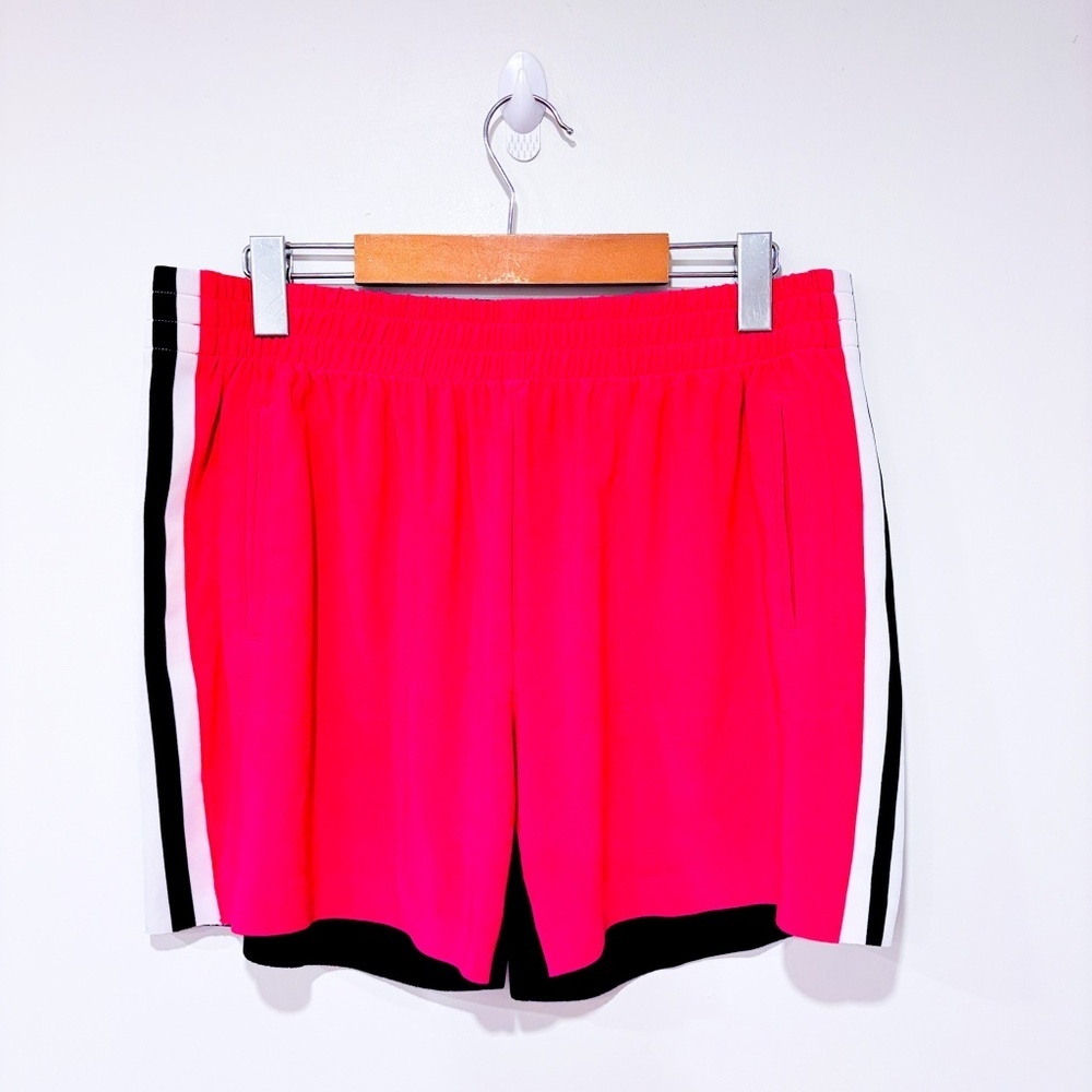 NORMA KAMALI Pink tracksuit shorts with black side stripes | Small *